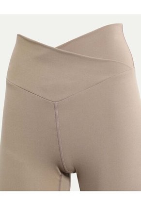 Short Para Mujer Multiusos Punto Color Mocca Marca Atmos #31190113