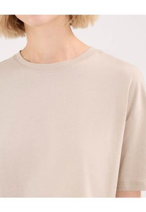 Camiseta Para Mujer Manga Corta Cuello Redondo Color Beige Marca Atmos #31090265