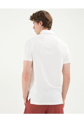 Polo Para Hombre Cuello Maquina Sin Bolsillo Color Marfil Marca Atmos #32110004