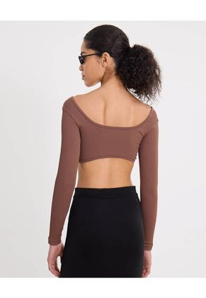 Camiseta Para Mujer Crop Top Color Café Marca Atmos #31090305