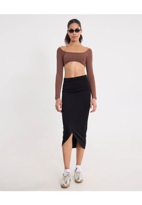 Camiseta Para Mujer Crop Top Color Café Marca Atmos #31090305