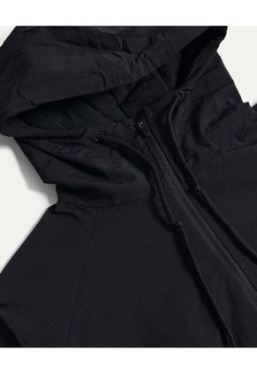 Chaqueta Rompevientos Oversize Con Capota Para Mujer Negro Atmos