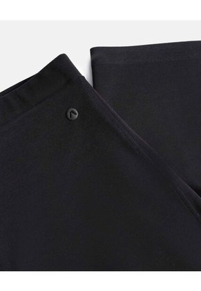 Falda Para Mujer Medio Color Negro Marca Atmos #31140031