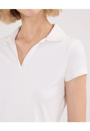 Polo Para Mujer Manga Corta Color Marfil Marca Atmos #31110010