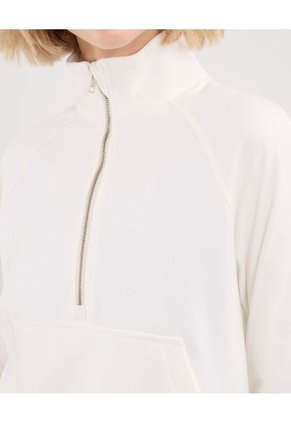 Buzo Para Mujer Cuello Alto O Cuello Tortuga Color Marfil Marca Atmos #31060056