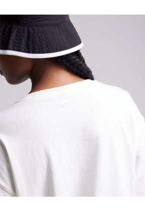 Camiseta Para Mujer Manga Corta Color Marfil Marca Atmos #31090075