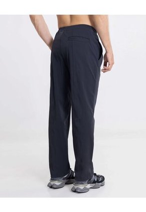 Pantalón Bota Recta Smartech Training  Para Hombre Negro Atmos