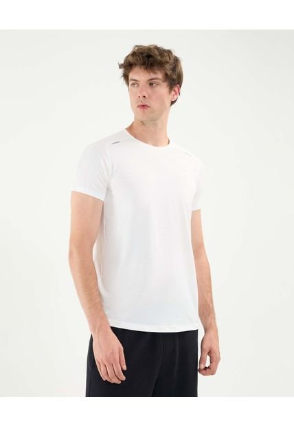 Camiseta Para Hombre Manga Corta Cuello Redondo Color Marfil Marca Atmos #32090213