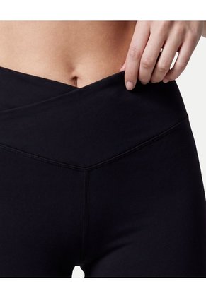 Short Pretina Cruzada Aerius Skin 15 Cm  Para Mujer Negro Atmos