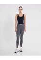 Leggins Pretina Cruzada Aerius Skin  Para Mujer Gris Atmos de Atmos