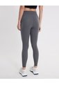 Leggins Pretina Cruzada Aerius Skin  Para Mujer Gris Atmos de Atmos