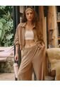 Pantalón Amplio Básico Con Venas Plush  Para Mujer Café Atmos de Atmos