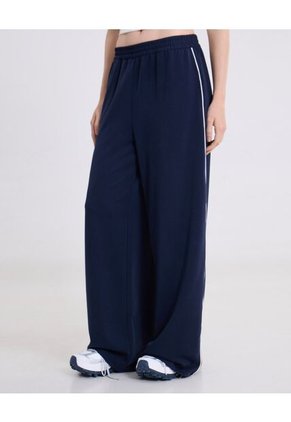 Pantalón Amplio Básico Con Venas Plush  Para Mujer Café Atmos