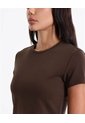 Camiseta Crop Manga Corta Plush Para Mujer  Deportiva  Color Café Marca Atmos de Atmos