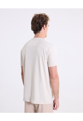 Camiseta Regular Fit Corte Angular  Para Hombre Café Atmos
