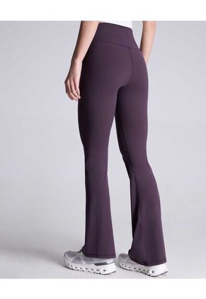 Leggins Flare Para Mujer Largo Color Morado Marca Atmos #31230045