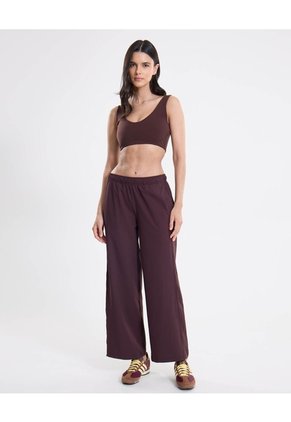 Top Soporte Medio Aerius Skin  Para Mujer Café Atmos