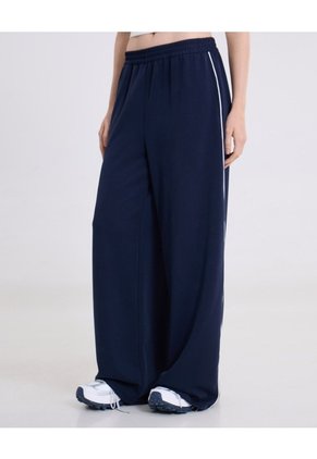 Pantalón Amplio Básico Con Venas Plush Para Mujer Deportiva Color Café Marca Atmos