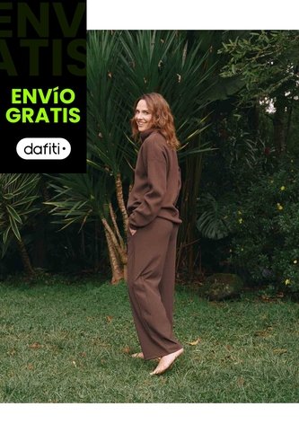Pantalón Training Aeroflow Bota Amplia Para Mujer  Deportiva  Color Café Marca Atmos Atmos