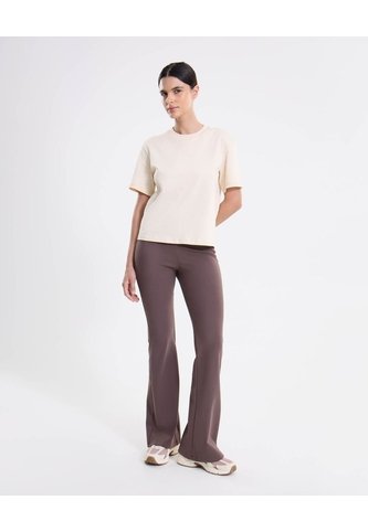 Camiseta Manga Corta Amplia Esencial Para Mujer  Deportiva  Color Beige Marca Atmos Atmos