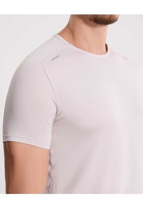 Camiseta Para Hombre Manga Corta Cuello Redondo Color Beige Marca Atmos #32090272