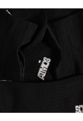 Medias Para Hombre Invisible Color Negro Marca Atmos #32980011