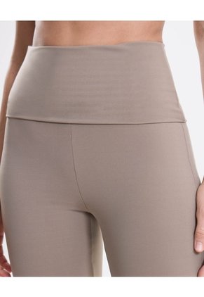 Leggins Flare Pretina Doblada Aerius Para Mujer Café Atmos