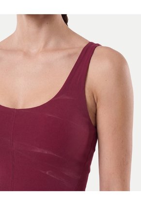 Camiseta Tank Top Aerius Skin Para Mujer Vino Atmos