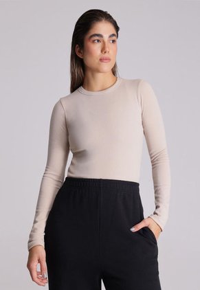 Camiseta Para Mujer Manga Larga Color Beige Marca Atmos #31090146