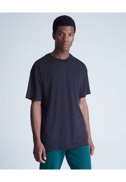 Camiseta Para Hombre Manga Corta Cuello Redondo Color Negro Marca Atmos #32090028