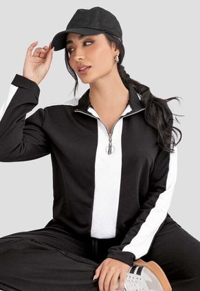 Buzo Mujer Negro Atypical 113318