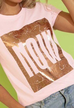 Camiseta Mujer Rosa Atypical 112601