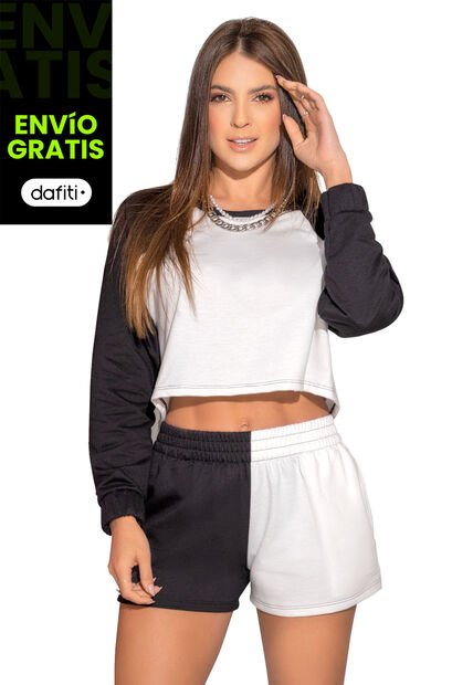 Conjunto Mujer Negro Atypical 5435