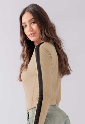 Camibuzo Mujer Latte Atypical 111186