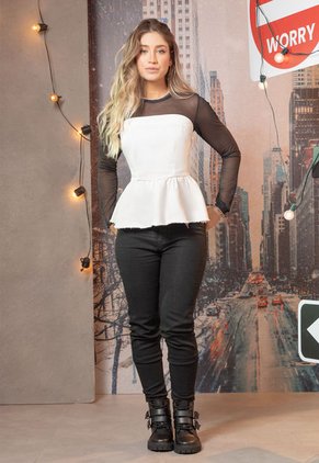 Blusa Mujer Marfil Atypical 105376