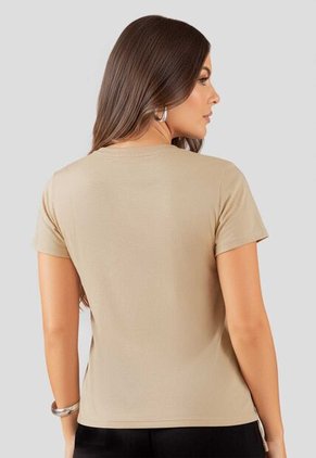 Camiseta Mujer Latte Atypical 113170