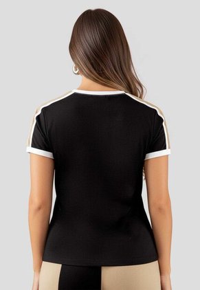 Camiseta Mujer Negro Atypical 113171