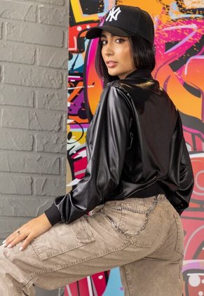 Chaqueta Mujer Negro Atypical 102805