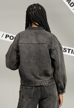 Chaqueta Mujer Negro Atypical 107112