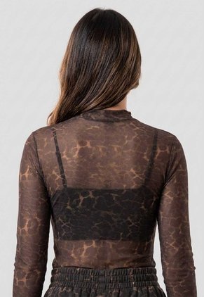 Camibuzo Mujer Estampado Atypical 114500