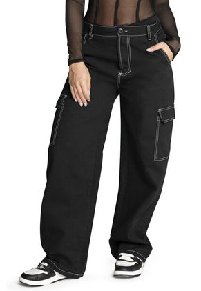 Pantalón Mujer Negro Atypical 33440