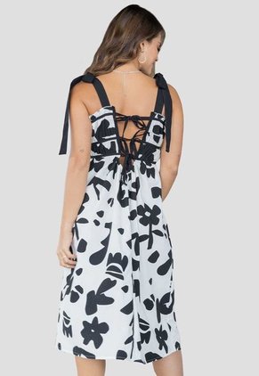 Vestido Mujer Blanco Atypical 854