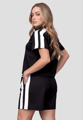 Conjunto Mujer Negro Atypical 110142