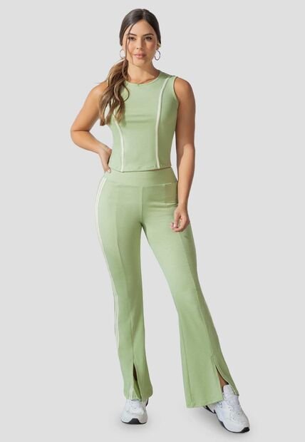 Conjunto Mujer Verde Matcha Atypical 113895