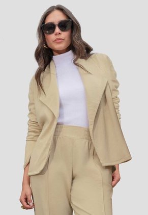 Blazer Mujer Latte Atypical 111954