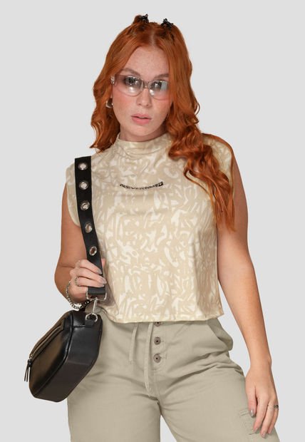 Camiseta Mujer Dorado Atypical 104994