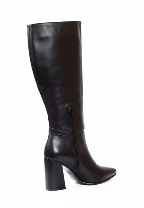 Bota Caña Alta Negra Ballerinas Renata