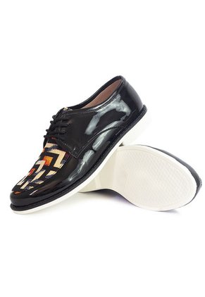 Zapato Negro Ballerinas Charlott