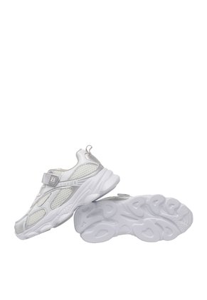 Tenis Para Niña Munir Blanco Y Plata Bosi