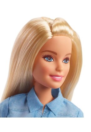 BARBIE EXPLORA Y DESCUBRE BARBIE VIAJERA
